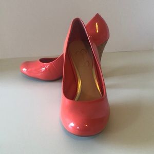 Jessica Simpson pumps.